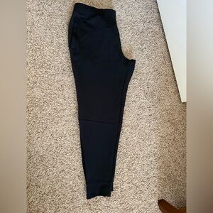 NWT Men’s Fitted Under Armour Joggers